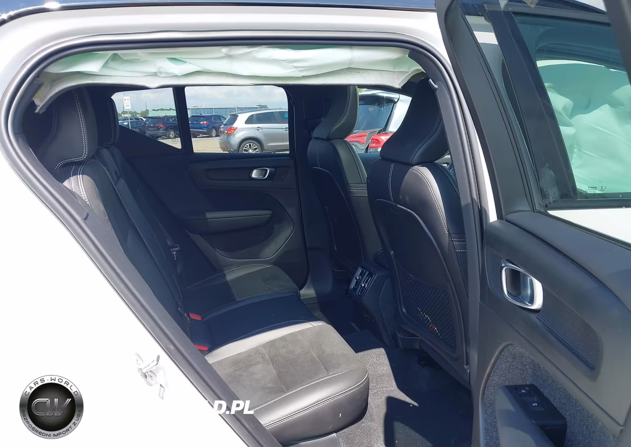 2022 Volvo Xc40 T5 R-Design VIN:YV4162UM3N2742851 - 8