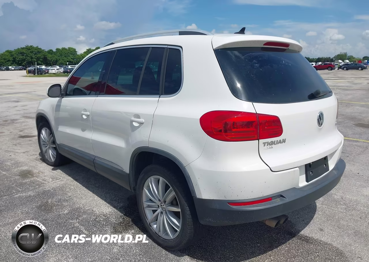 2012 Volkswagen Tiguan Se VIN:WVGAV7AX9CW532872 - 3