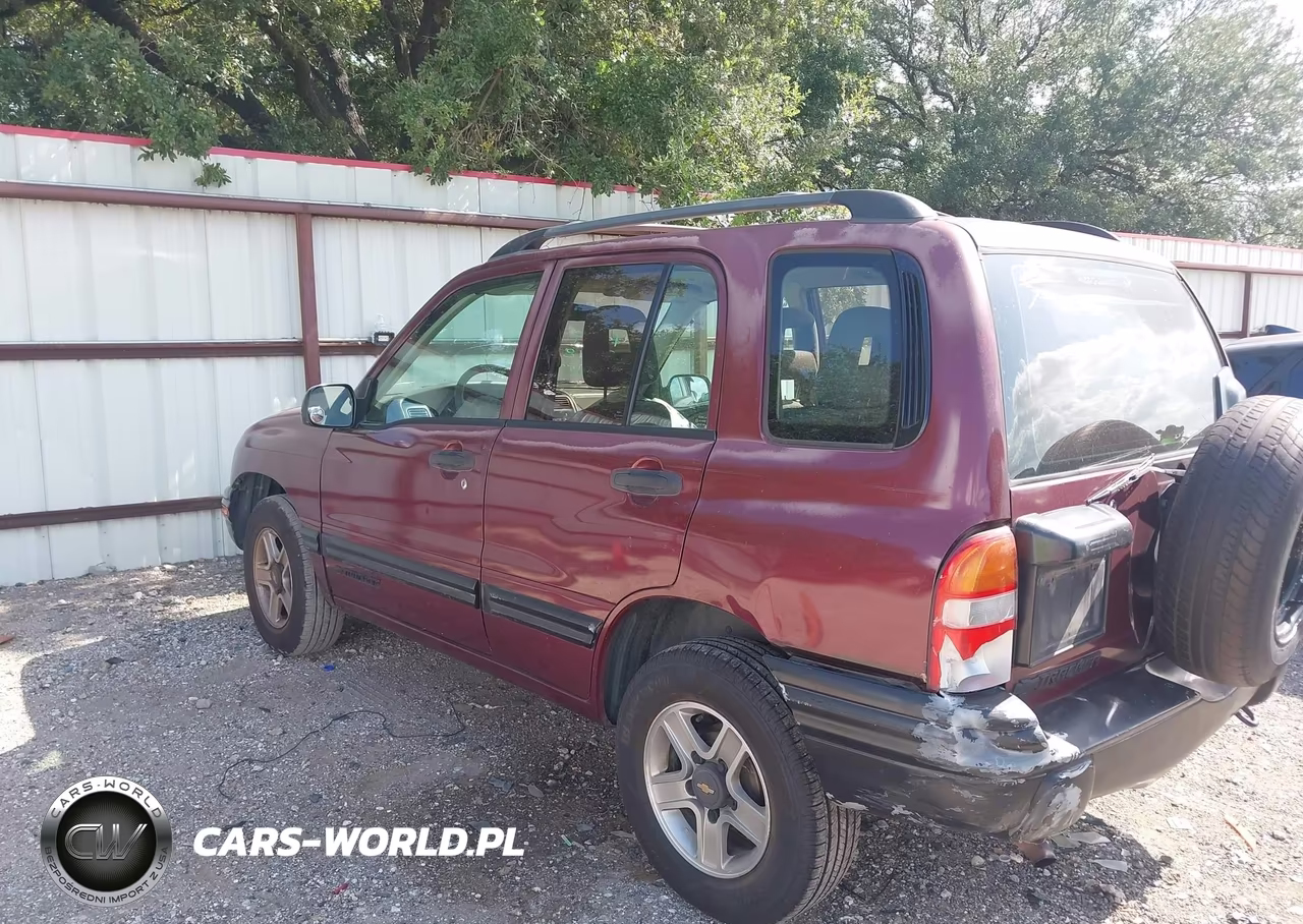 2002 Chevrolet Tracker Hard Top Base VIN:2CNBE13C826924858 - 3