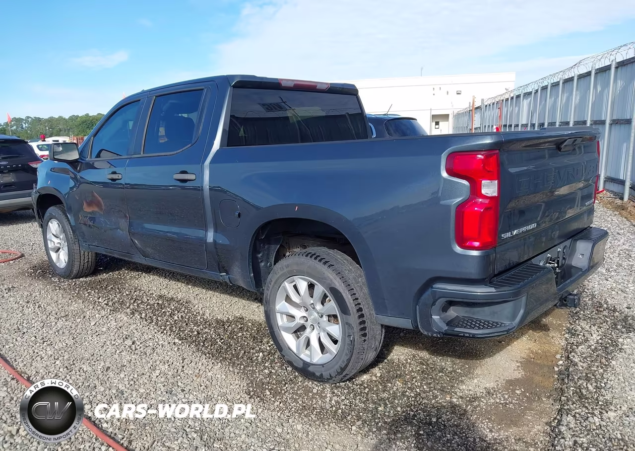 2021 Chevrolet Silverado 1500 2Wd Short Bed Custom VIN:1GCPWBEK2MZ185981 - 3