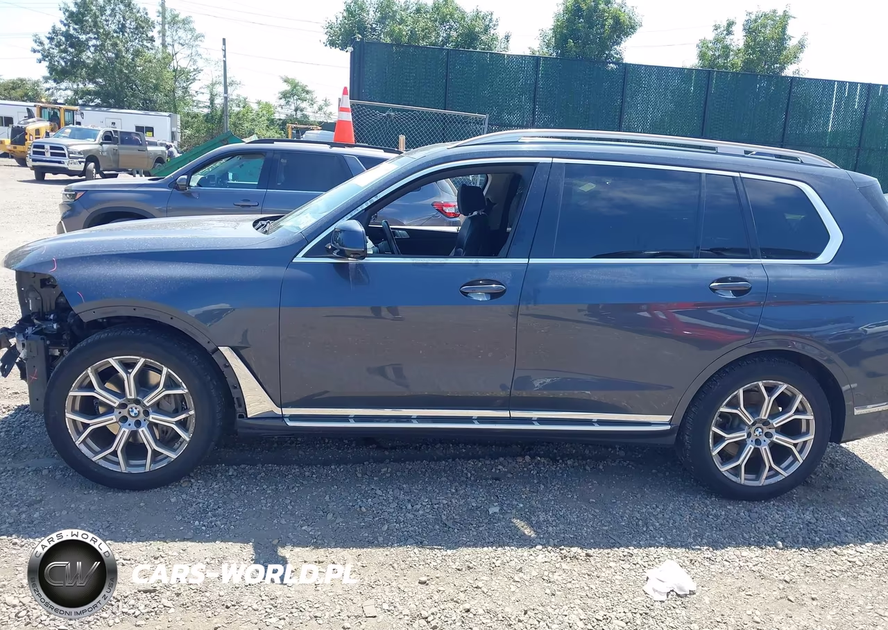 2019 BMW X7 xDrive50I VIN:5UXCX4C57KLS38161 - 14