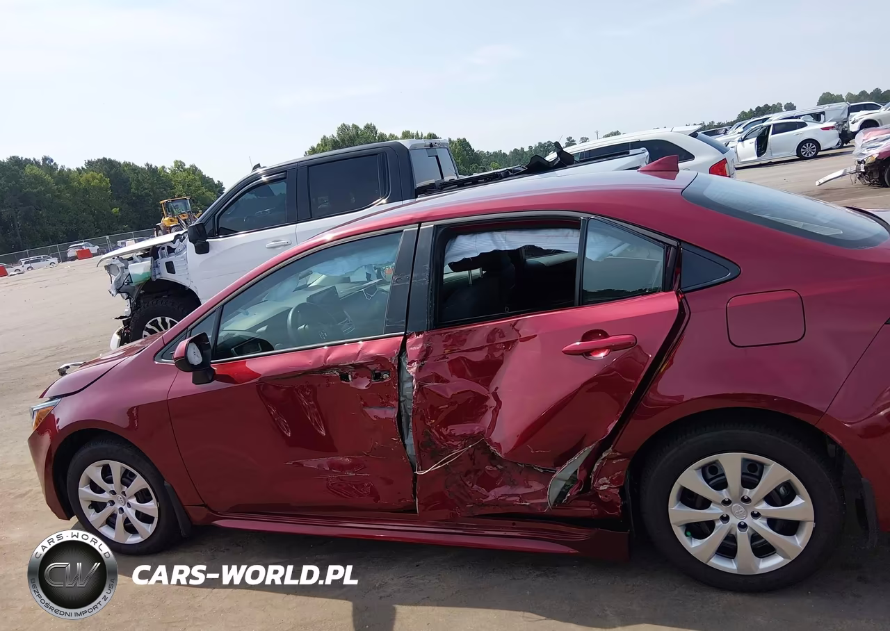 2026 Toyota Corolla Le VIN:5YFB4MDEXTP404511 - 14