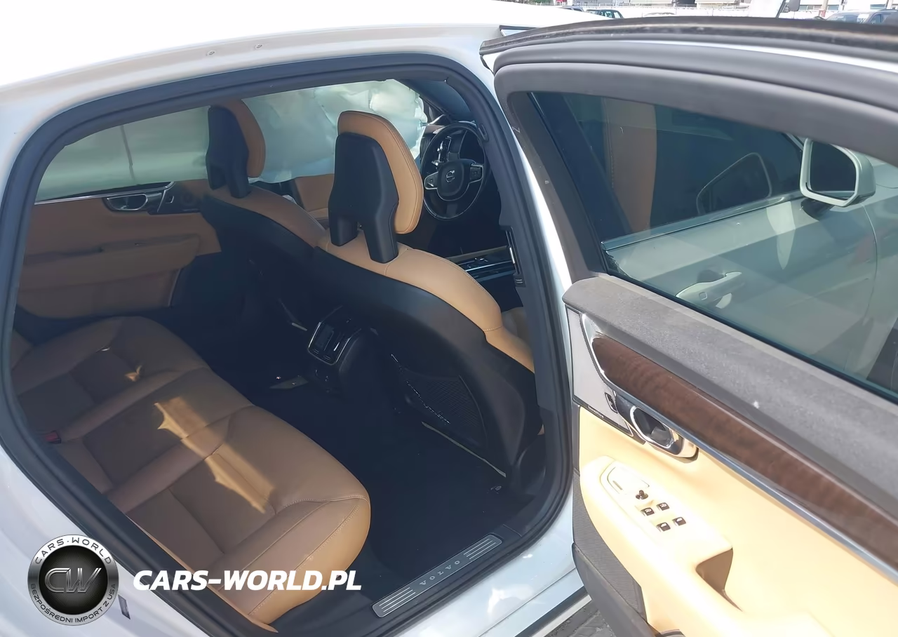 2018 Volvo S90 T5 Momentum VIN:LVY982MK5JP033634 - 8