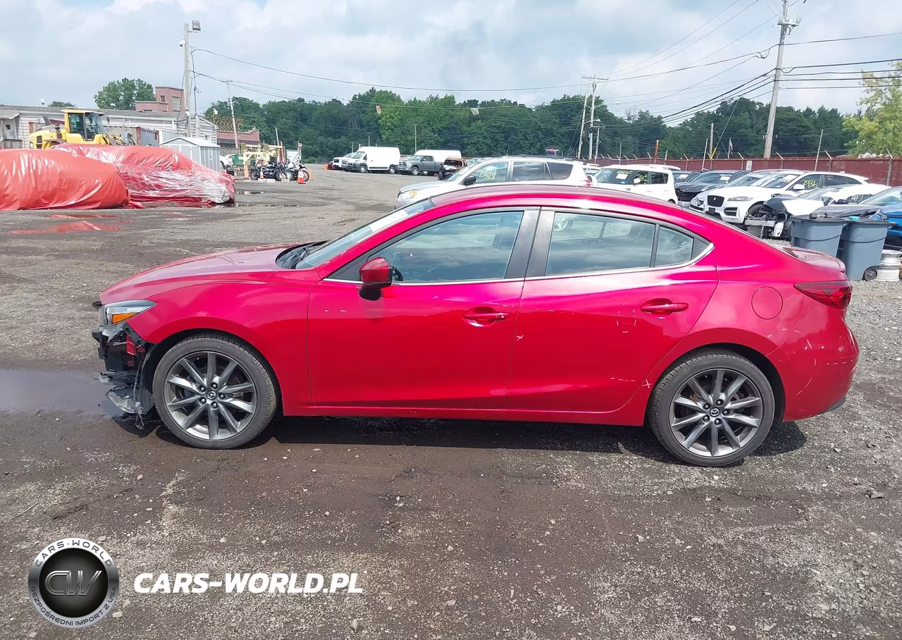 2018 Mazda Mazda3 Touring VIN:3MZBN1V30JM272613 - 14