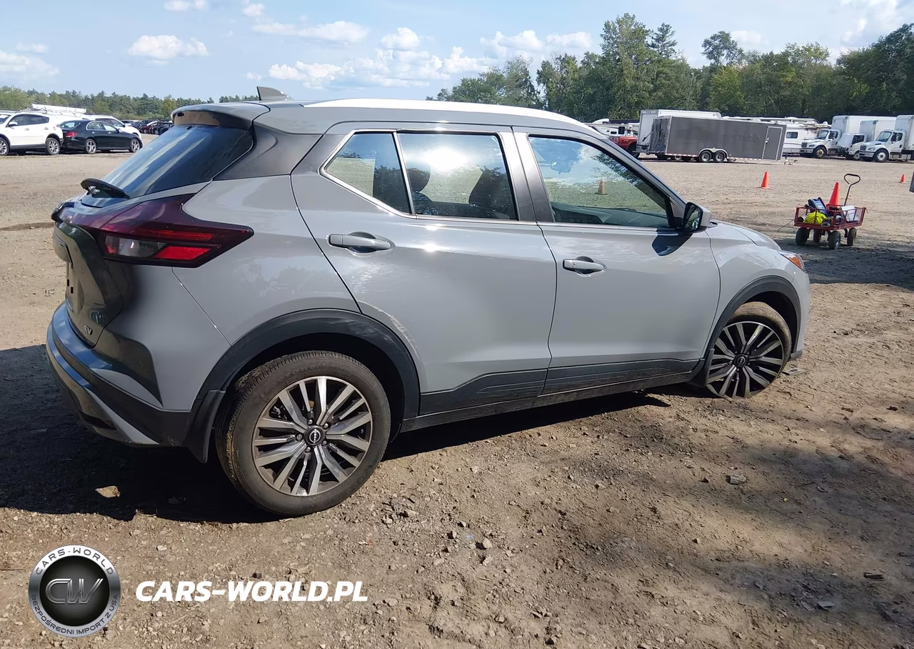 2022 Nissan Kicks Sv Xtronic Cvt VIN:3N1CP5CV4NL490727 - 4