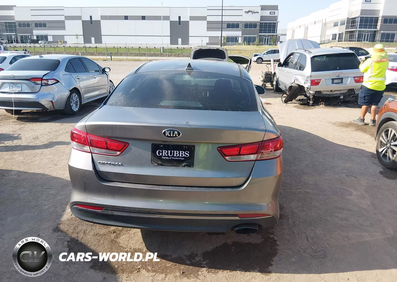 2016 Kia Optima Lx VIN:5XXGT4L35GG071464 - 16