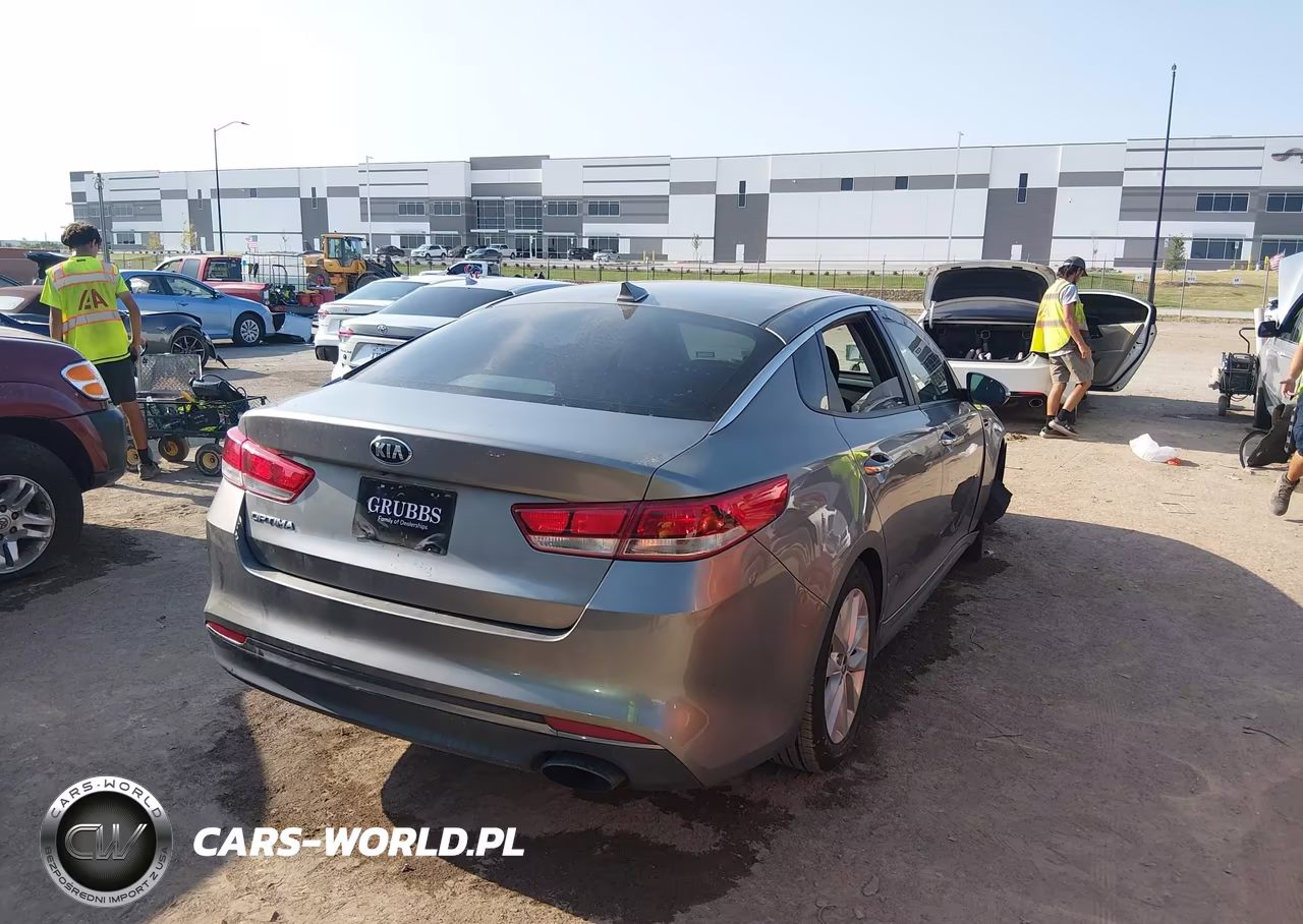2016 Kia Optima Lx VIN:5XXGT4L35GG071464 - 4