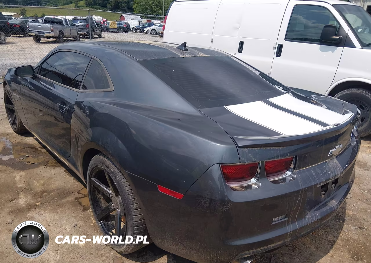 2010 Chevrolet Camaro 2Ss VIN:2G1FT1EWXA9122529 - 3