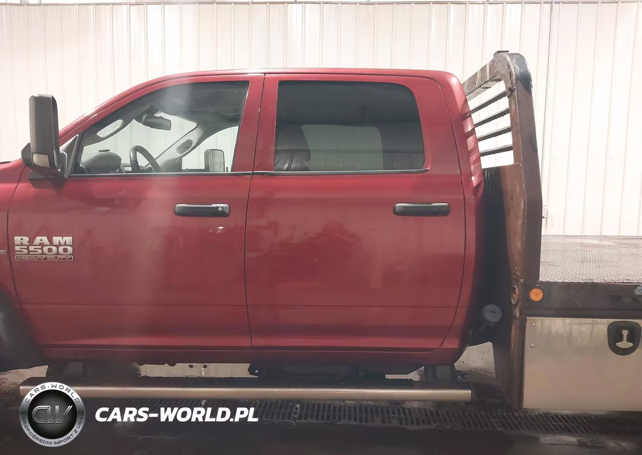 2014 Ram 5500 Chassis Tradesman-Slt-Laramie VIN:3C7WRNFL9EG179871 - 14