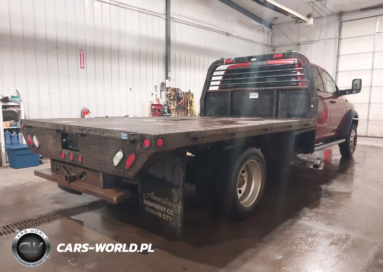 2014 Ram 5500 Chassis Tradesman-Slt-Laramie VIN:3C7WRNFL9EG179871 - 4