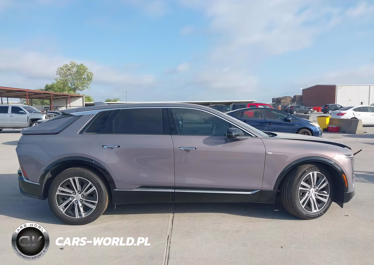 2026 Cadillac Lyriq Premium Luxury Awd VIN:1GYKPRRL2TZ300283 - 13
