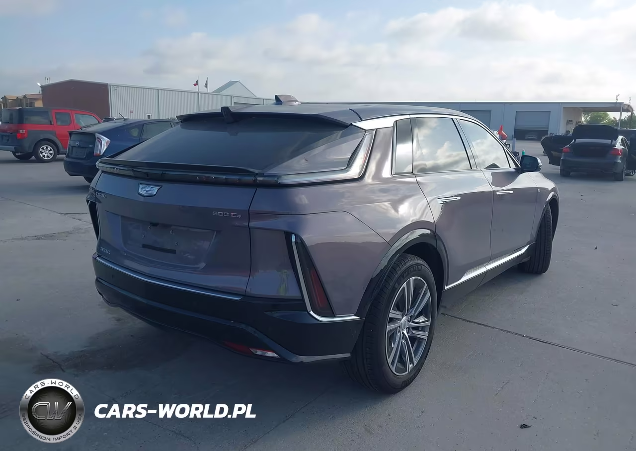 2026 Cadillac Lyriq Premium Luxury Awd VIN:1GYKPRRL2TZ300283 - 4