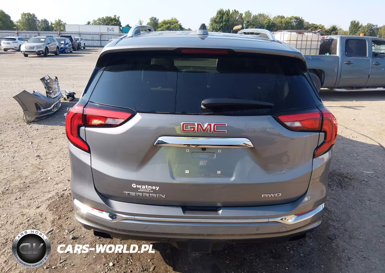 2018 GMC Terrain Denali VIN:3GKALXEXXJL138129 - 17