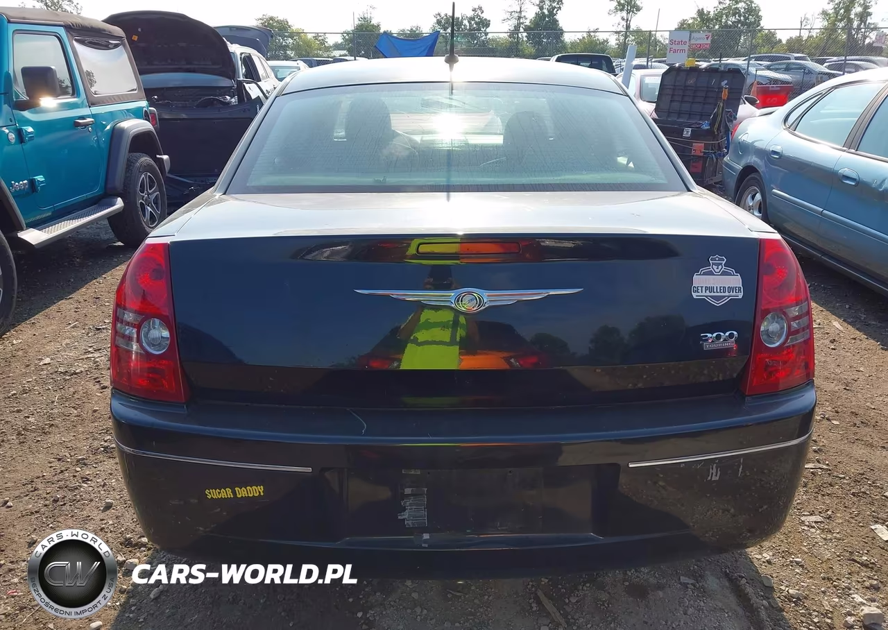 2008 Chrysler 300 Touring VIN:2C3LA53G98H238022 - 16