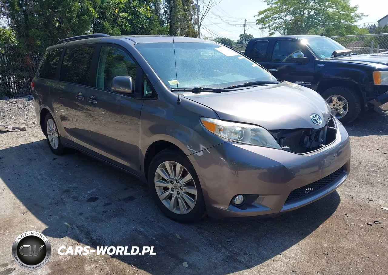 2012 Toyota Sienna Xle 7 Passenger