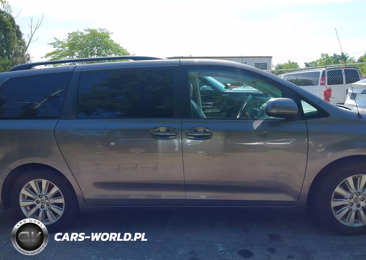 2012 Toyota Sienna Xle 7 Passenger VIN:5TDDK3DC2CS035111 - 14