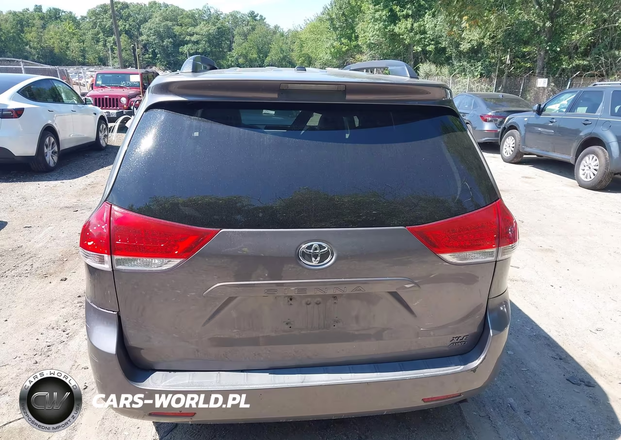 2012 Toyota Sienna Xle 7 Passenger VIN:5TDDK3DC2CS035111 - 17