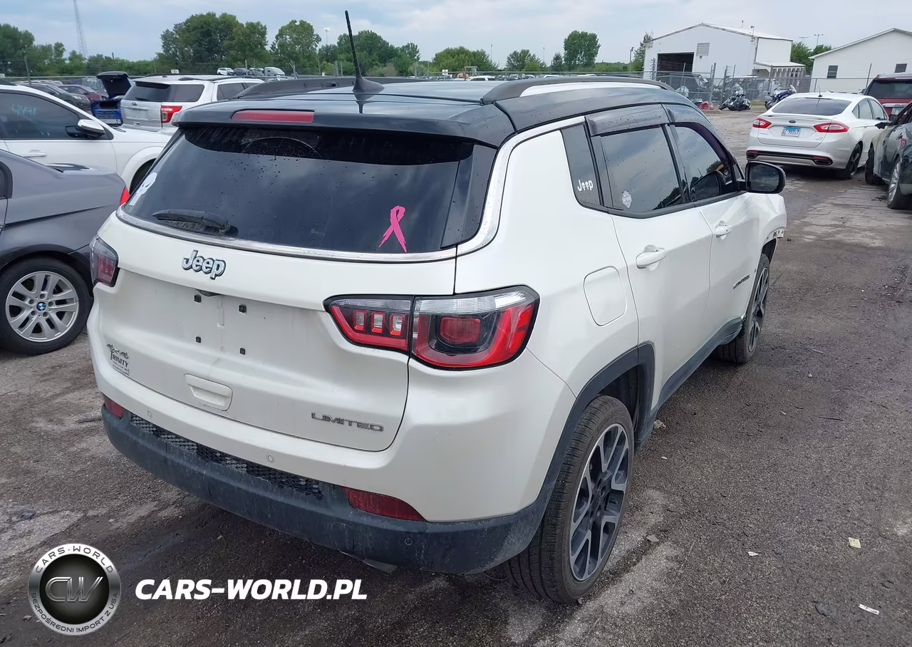 2018 Jeep Compass Limited 4X4 VIN:3C4NJDCB6JT116590 - 4