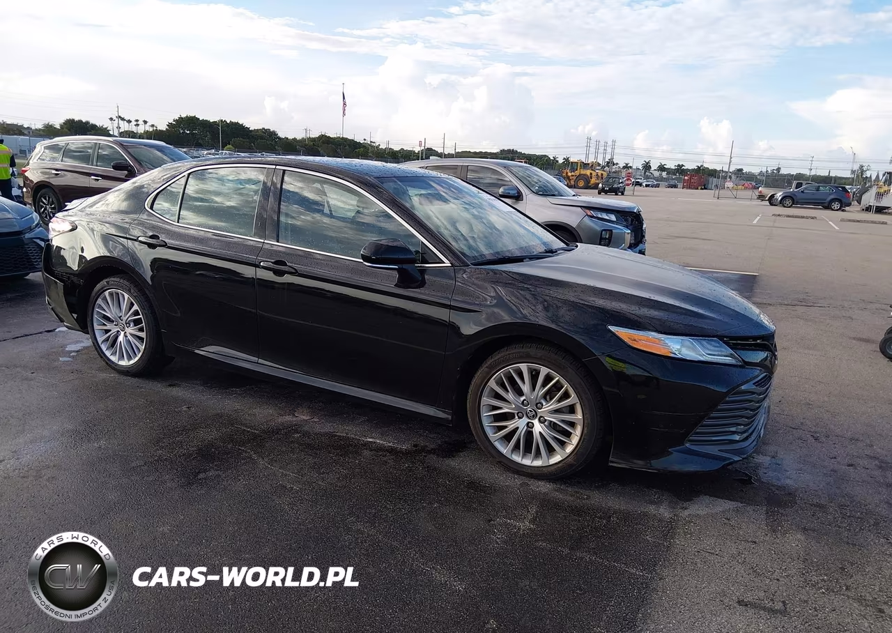 2020 Toyota Camry Xle