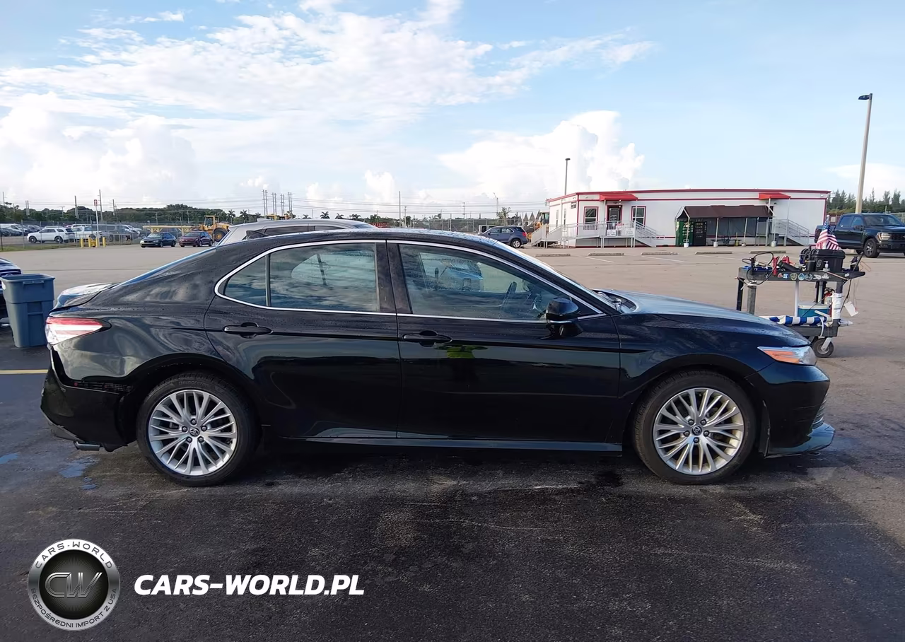 2020 Toyota Camry Xle VIN:4T1F11AK2LU992003 - 13