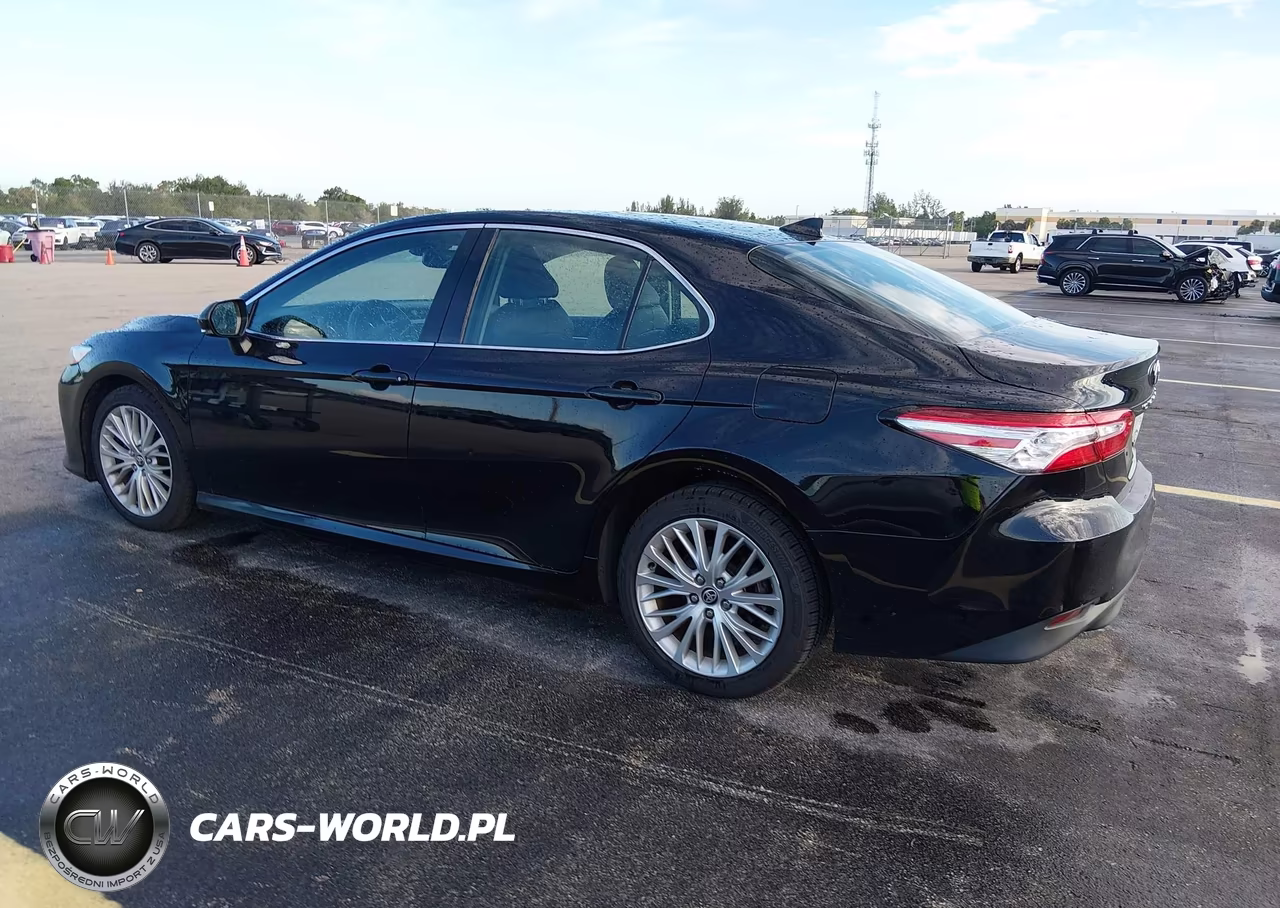 2020 Toyota Camry Xle VIN:4T1F11AK2LU992003 - 3