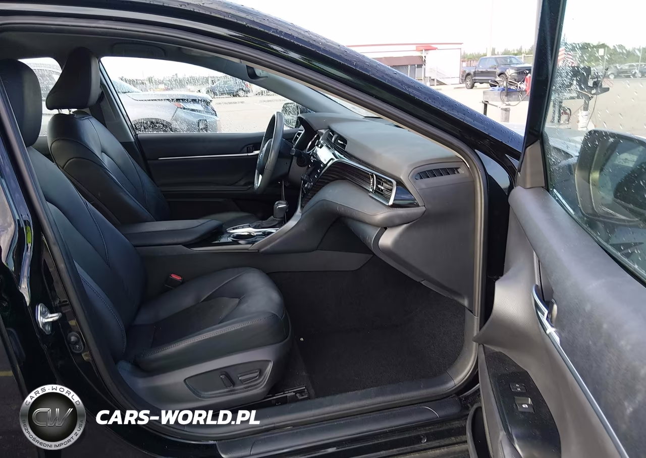 2020 Toyota Camry Xle VIN:4T1F11AK2LU992003 - 5