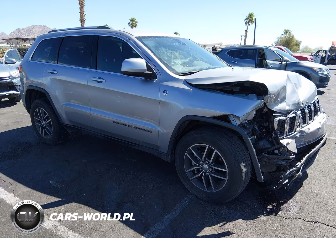 2018 Jeep Grand Cherokee Laredo E 4X4