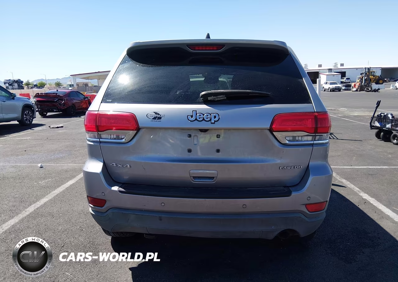 2018 Jeep Grand Cherokee Laredo E 4X4 VIN:1C4RJFAG6JC401698 - 17