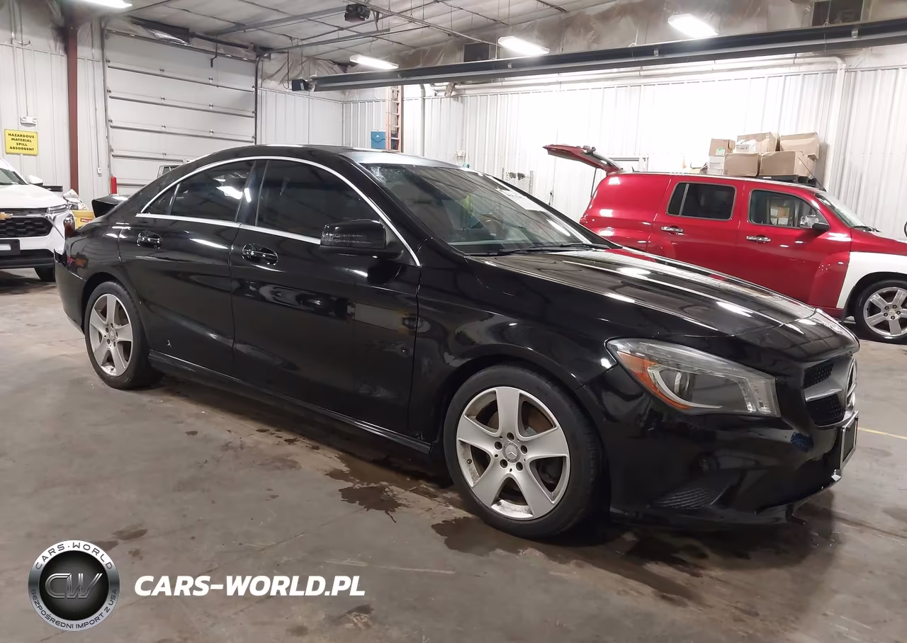 2015 Mercedes-Benz Cla 250 4Matic – zdjęcie 1 z 18