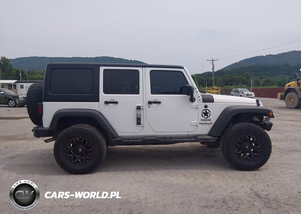 2017 Jeep Wrangler Unlimited Sport VIN:1C4BJWDG0HL554276 - 13