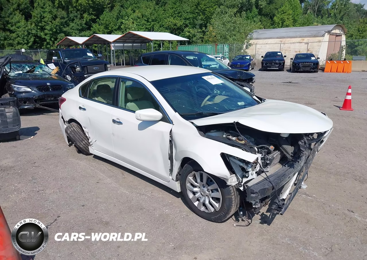 2013 Nissan Altima 2.5 S – zdjęcie 1 z 16
