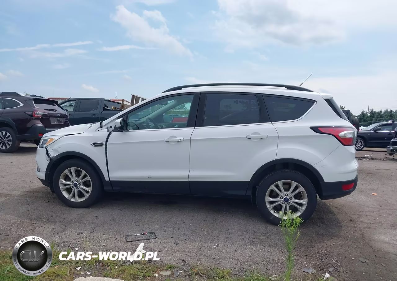 2018 Ford Escape Se VIN:1FMCU9G9XJUB48592 - 14