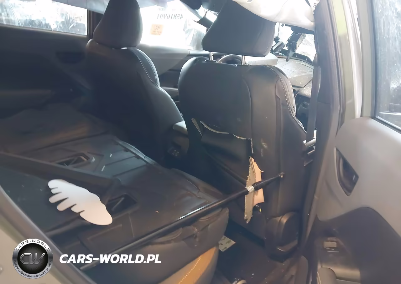 2024 Subaru Crosstrek Sport VIN:4S4GUHF63R3796523 - 8