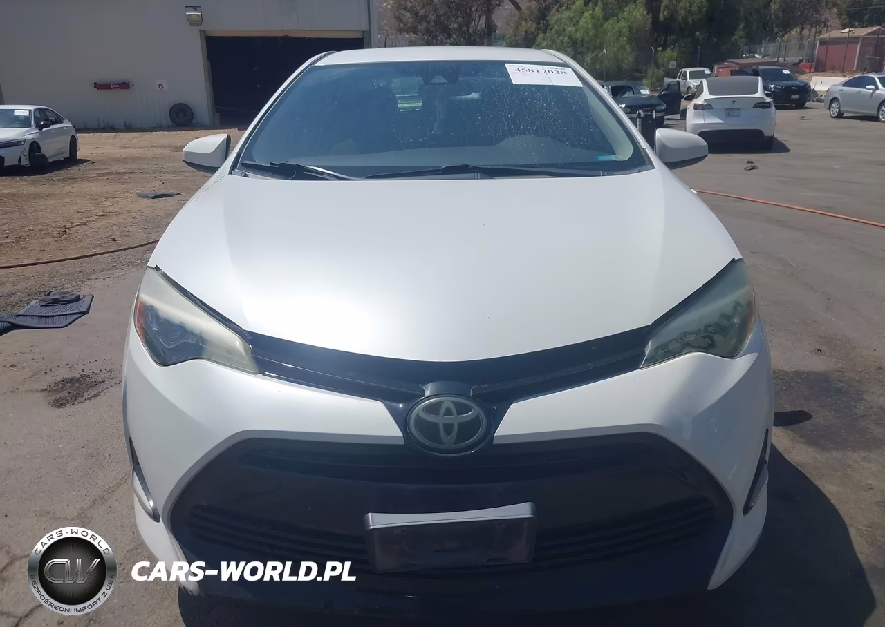 2017 Toyota Corolla Le VIN:5YFBURHE8HP674223 - 13