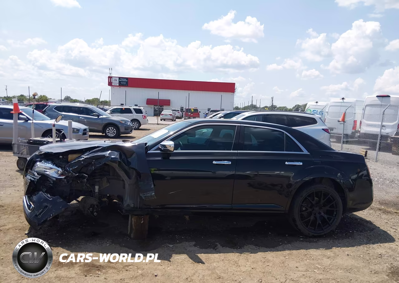 2012 Chrysler 300 Limited VIN:2C3CCACG9CH289029 - 15