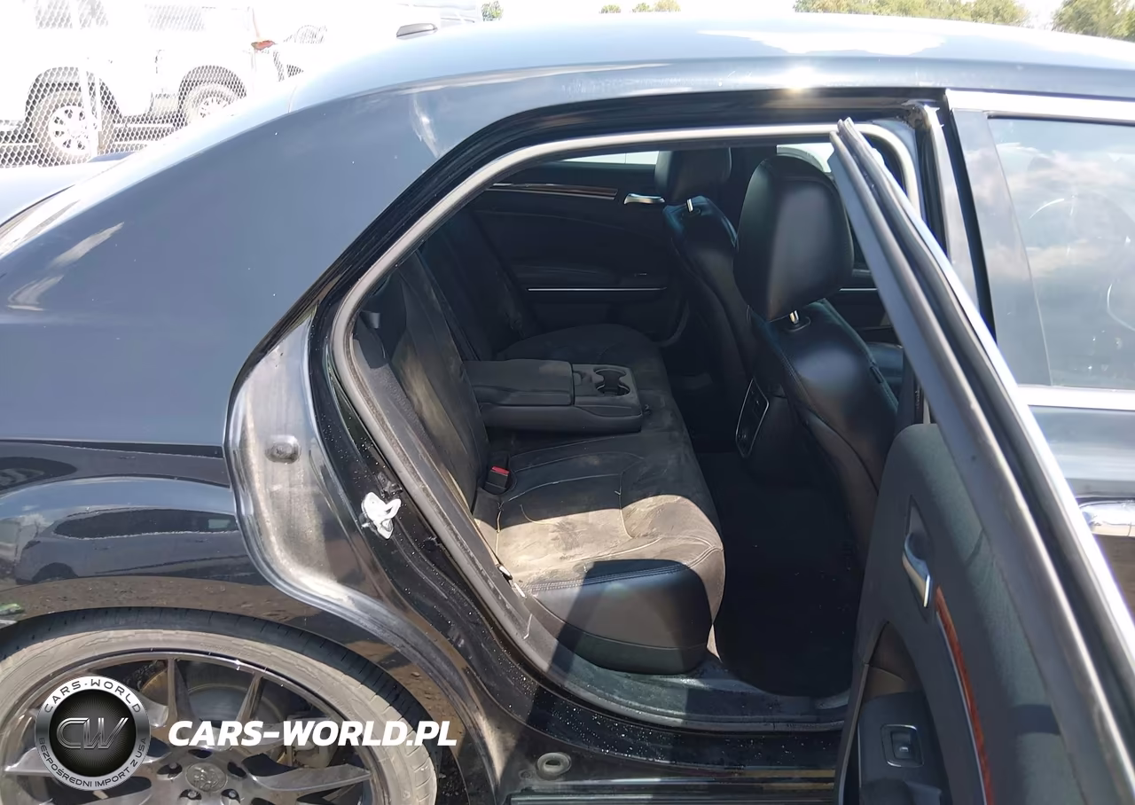2012 Chrysler 300 Limited VIN:2C3CCACG9CH289029 - 8
