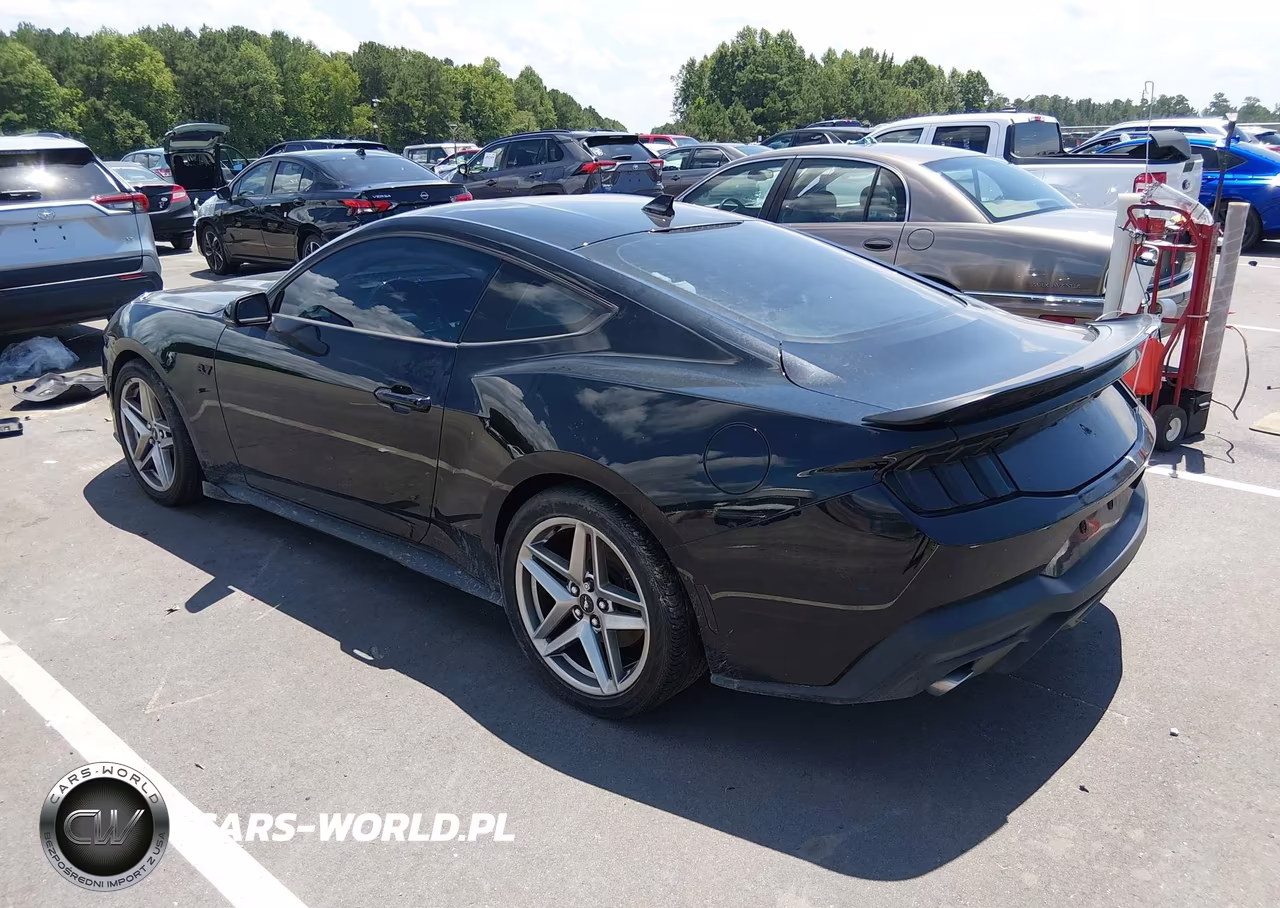 2024 Ford Mustang Ecoboost Premium Fastback VIN:1FA6P8TH9R5118818 - 3