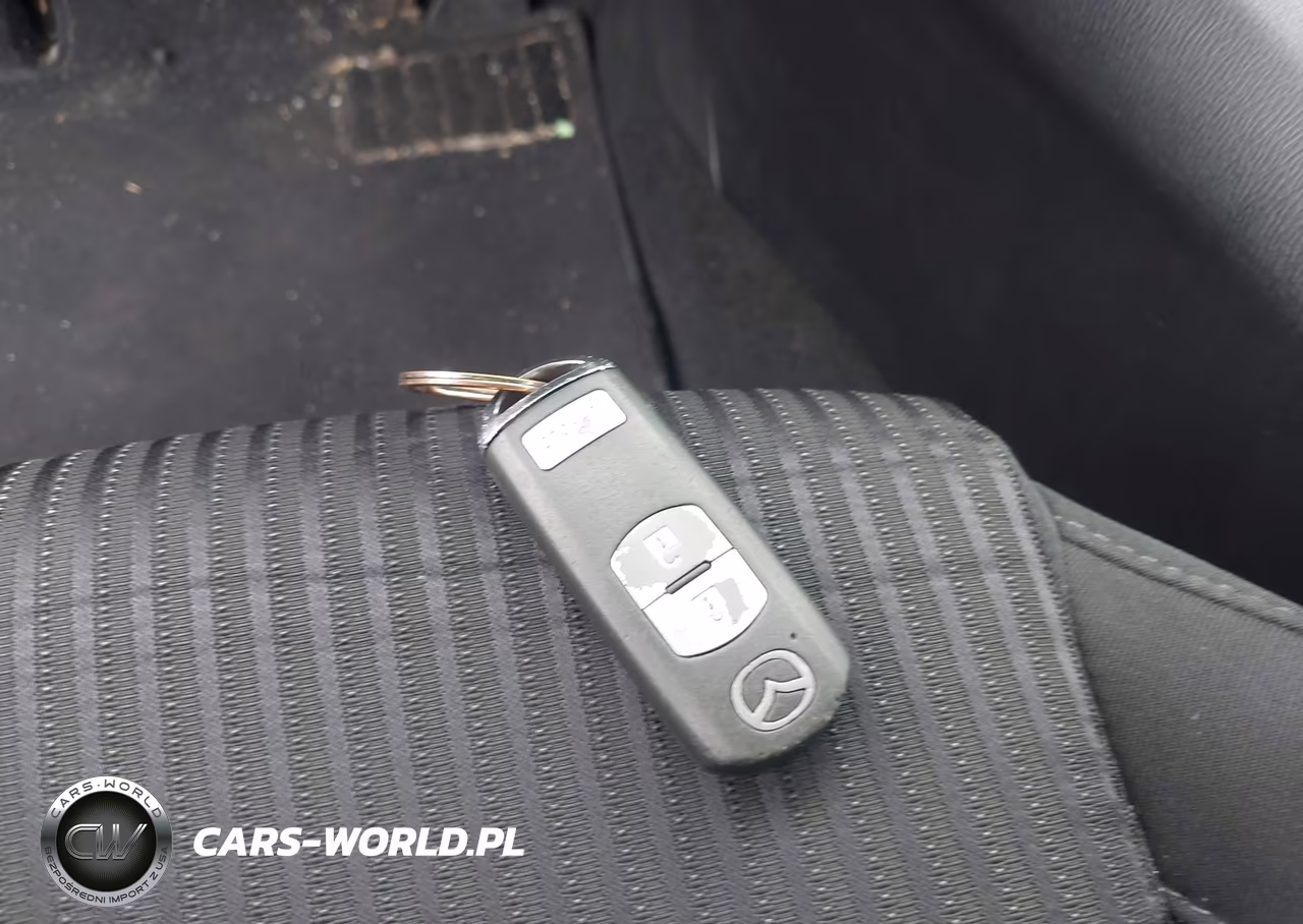 2015 Mazda Mazda3 I Touring VIN:3MZBM1L73FM182825 - 11