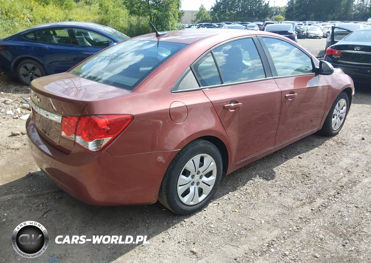 2013 Chevrolet Cruze Ls Auto VIN:1G1PA5SGXD7197221 - 4