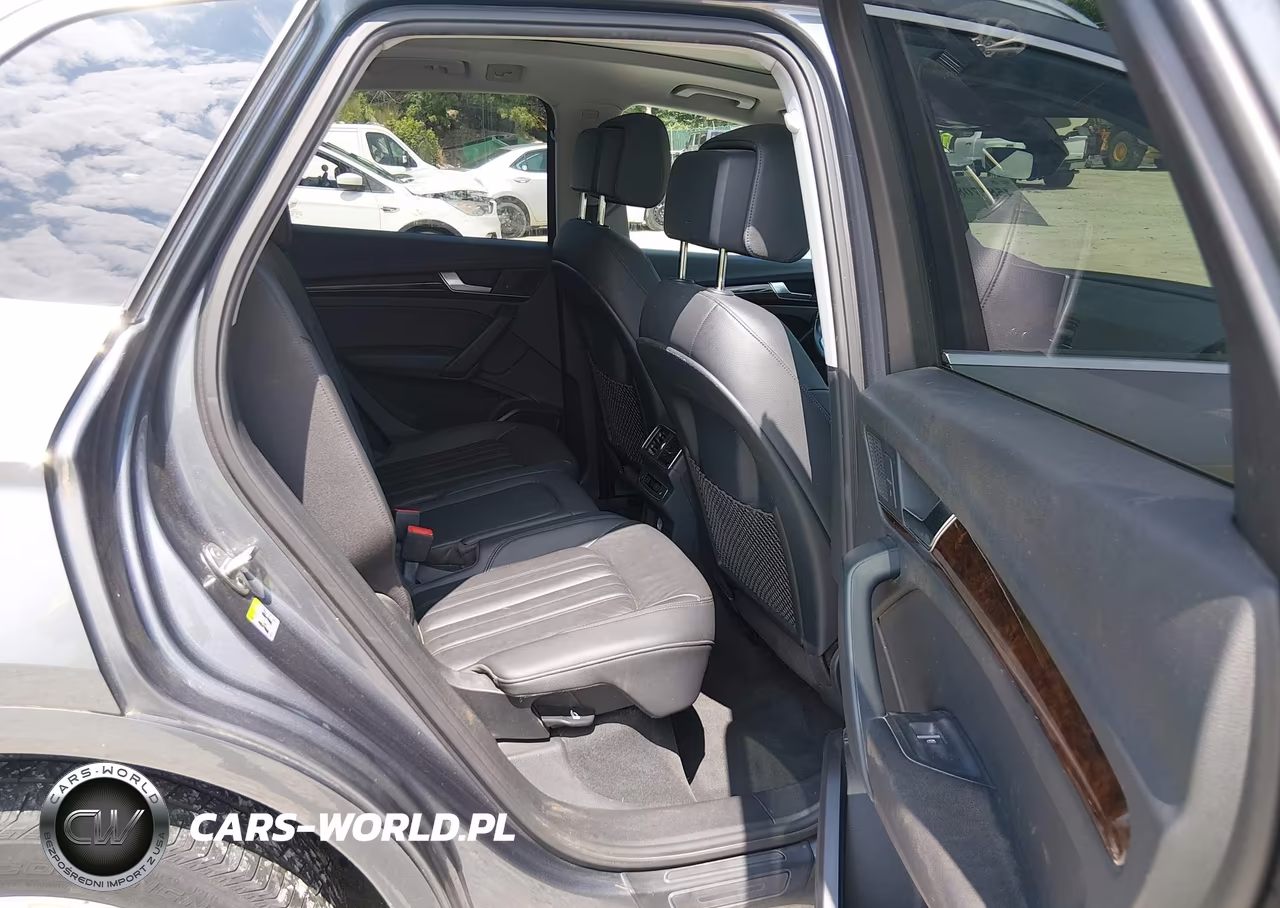 2018 Audi Q5 VIN:WA1BNAFY4J2093635 - 8
