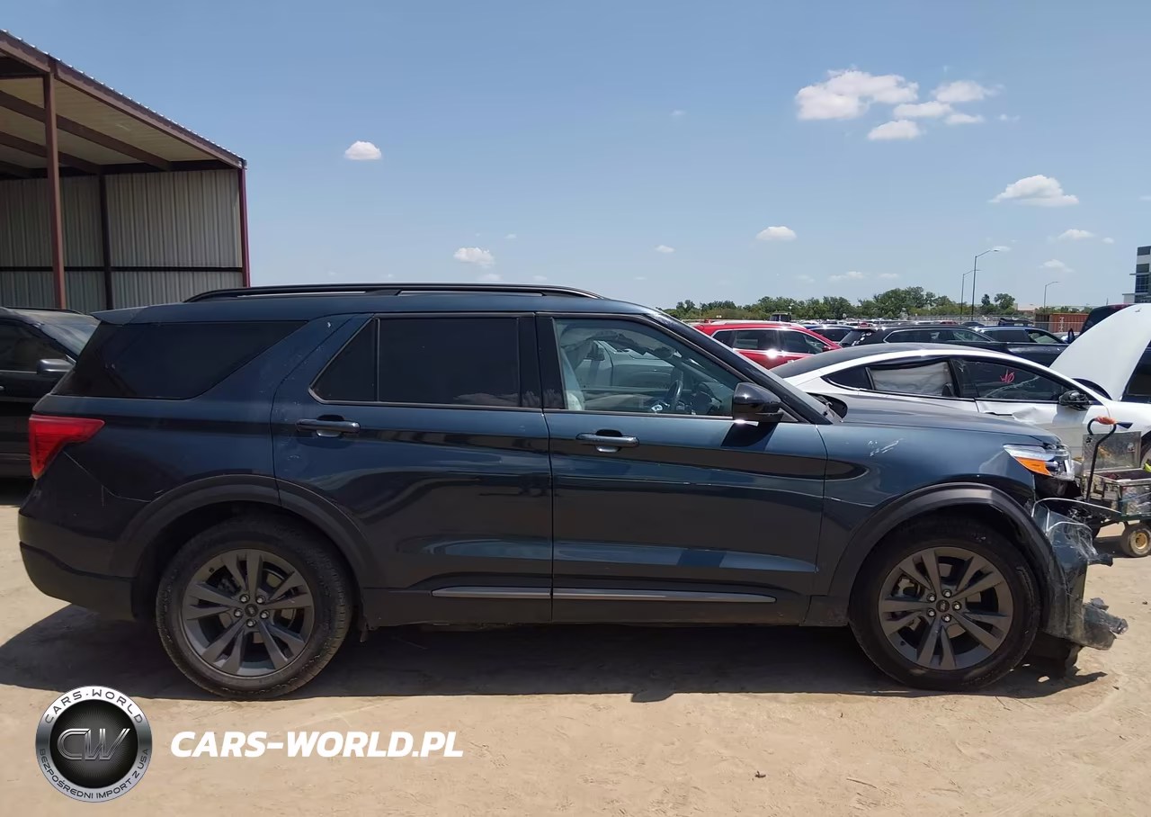 2022 Ford Explorer Xlt VIN:1FMSK7DH9NGB82643 - 13
