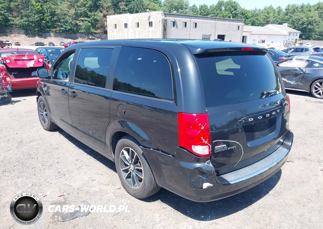 2019 Dodge Grand Caravan Gt VIN:2C4RDGEG6KR557224 - 3