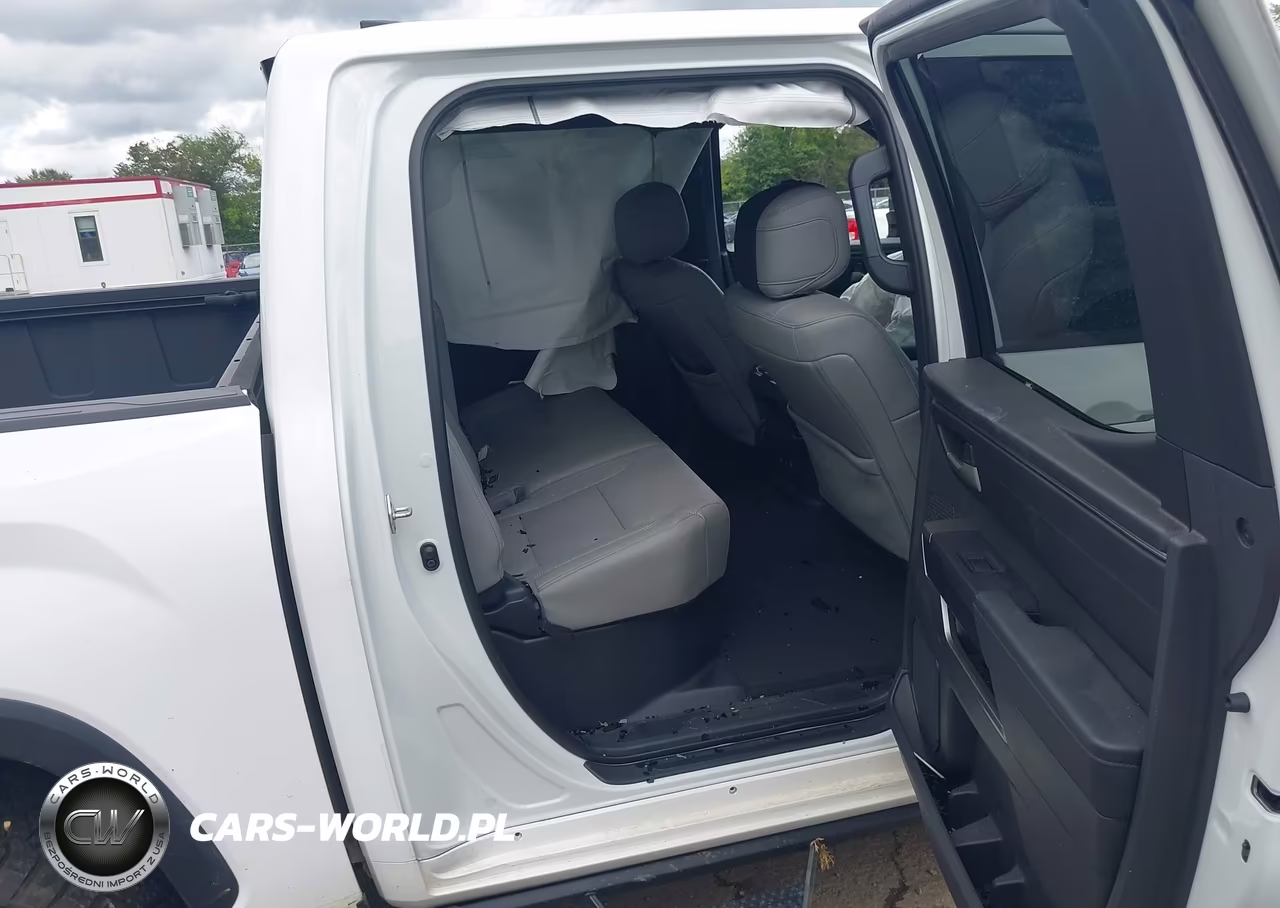 2025 Toyota Tundra Sr5 VIN:5TFLA5DBXSX239567 - 8