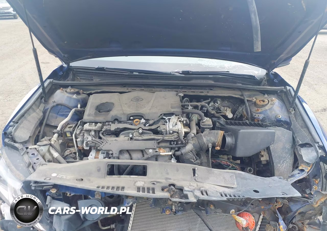 2018 Toyota Camry Le VIN:JTNB11HK8J3015052 - 10