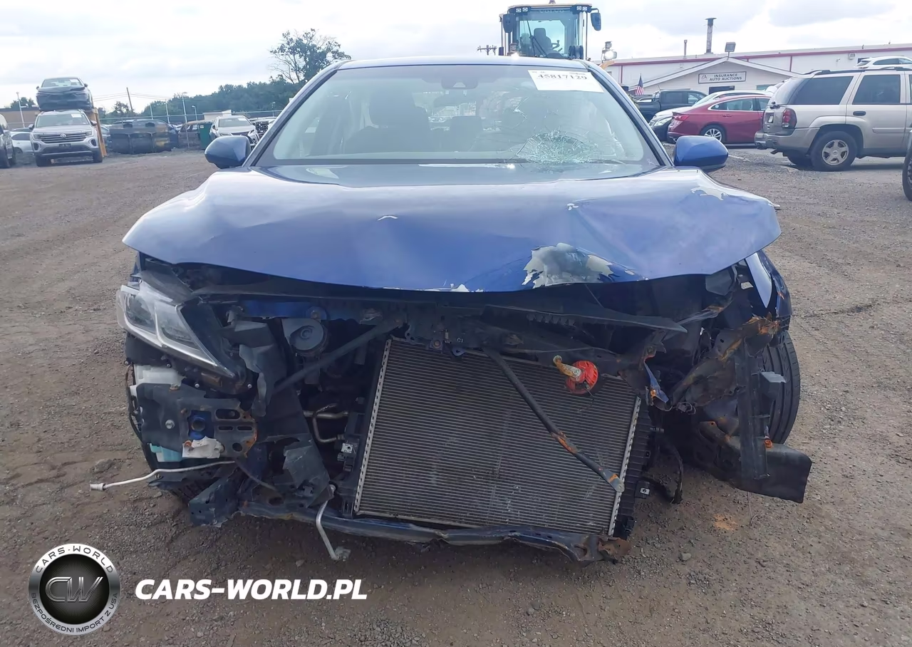 2018 Toyota Camry Le VIN:JTNB11HK8J3015052 - 11