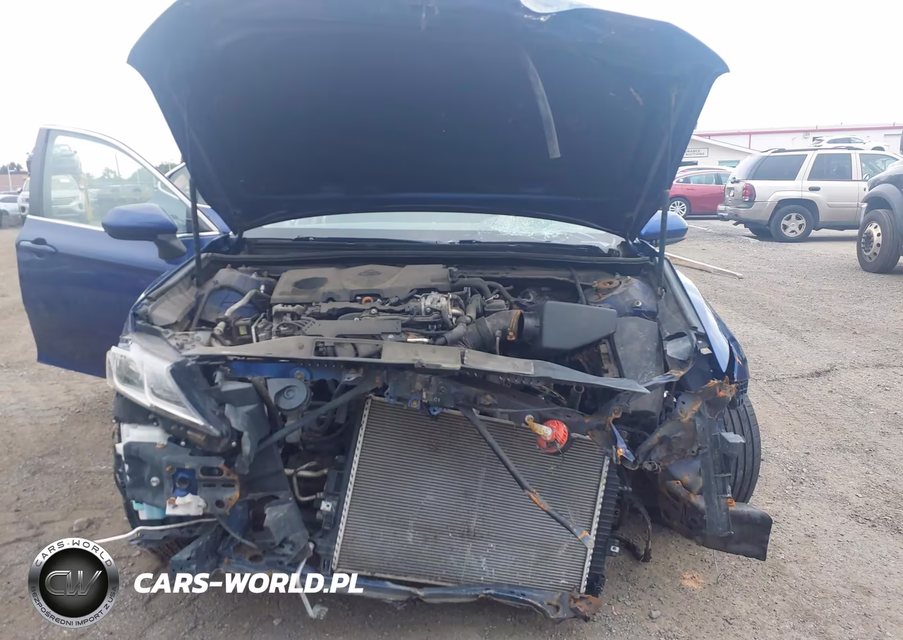 2018 Toyota Camry Le VIN:JTNB11HK8J3015052 - 6