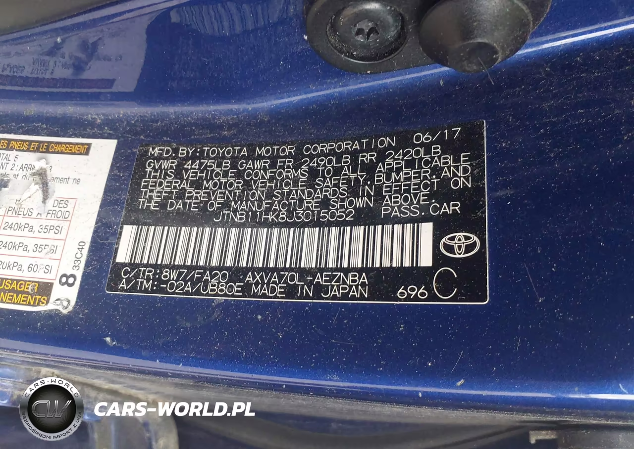 2018 Toyota Camry Le VIN:JTNB11HK8J3015052 - 9