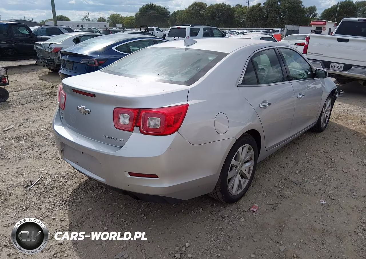 2015 Chevrolet Malibu 1Lz VIN:1G11F5SL5FU109832 - 4