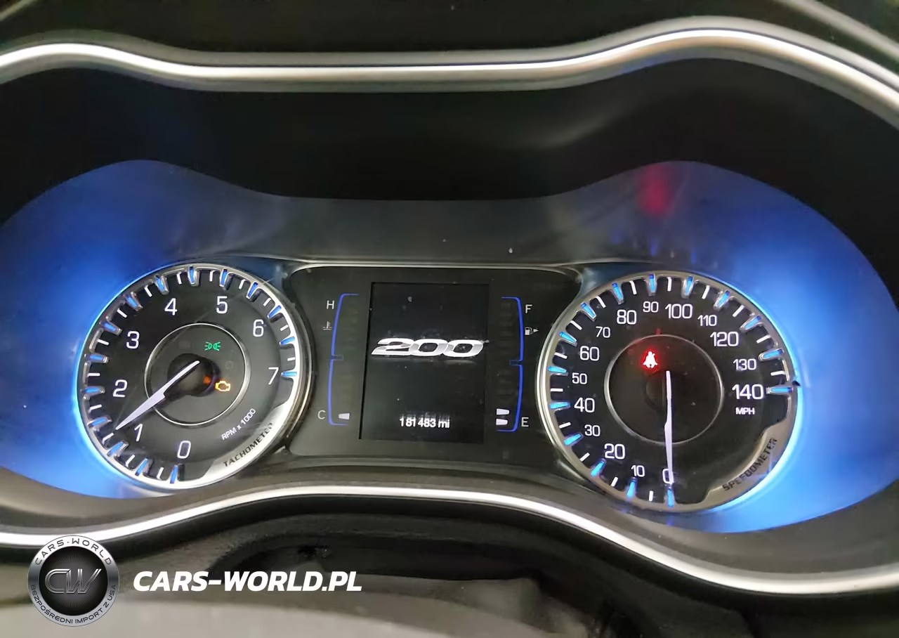 2015 Chrysler 200 Limited VIN:1C3CCCAB9FN507937 - 7