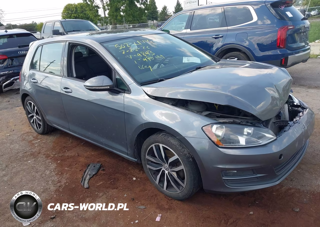 2015 Volkswagen Golf Tsi Se 4-Door